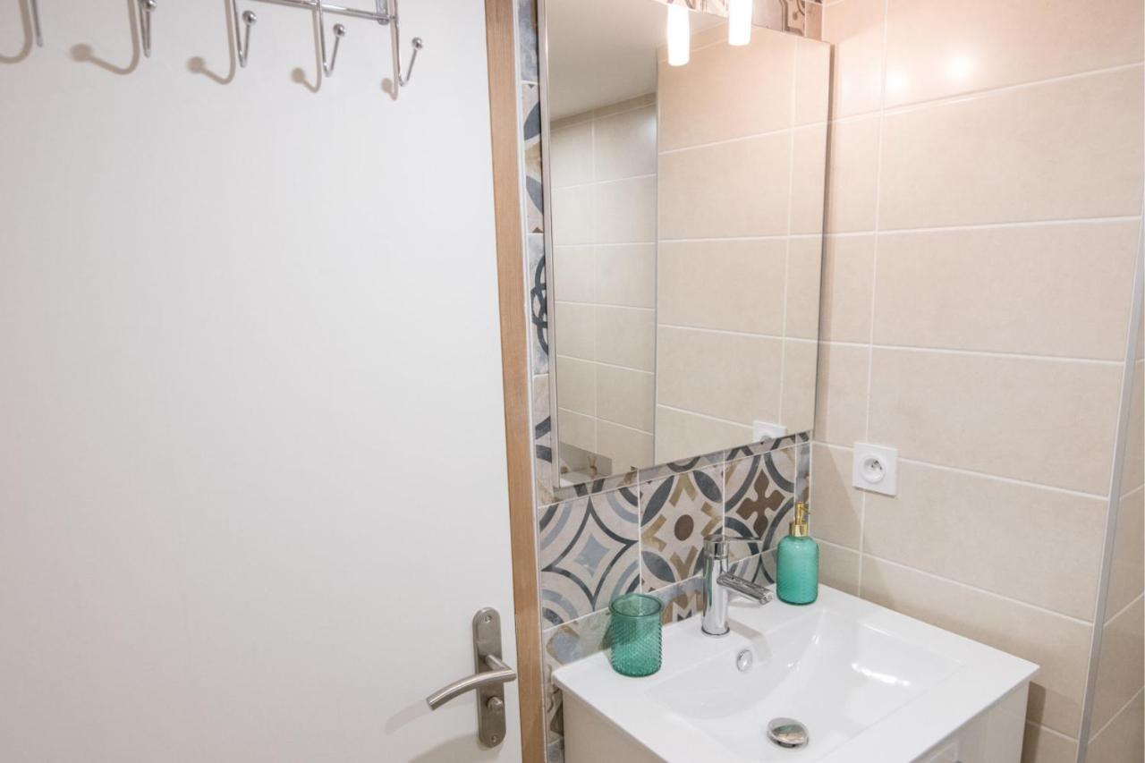 KASA HOME - Calme, Cosy, WIFI&Netflix Saint-Martin-la-Plaine Exterior foto